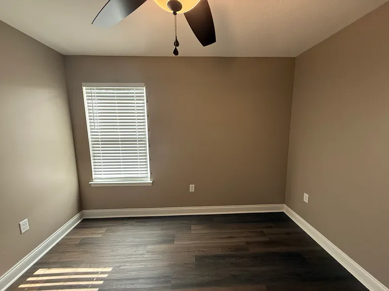 4624 Dove Way — Photo 20