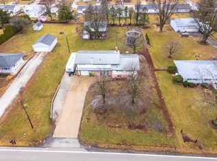 304 Woodrig Rd, Bloomington, IL 61704