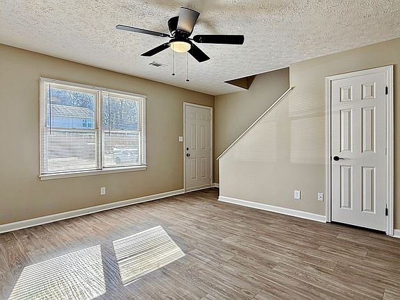 3rd image of 120 Holly Hills Dr NE #162