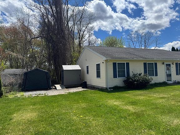 3rd image of 12 Adams Avenue