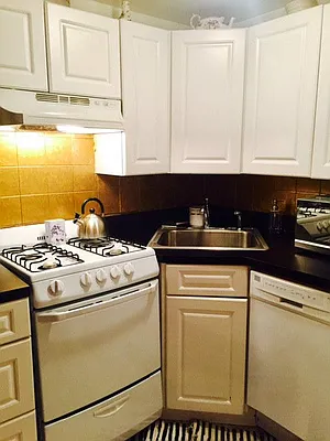 Rented by Charles Coutinho LLC | media 23