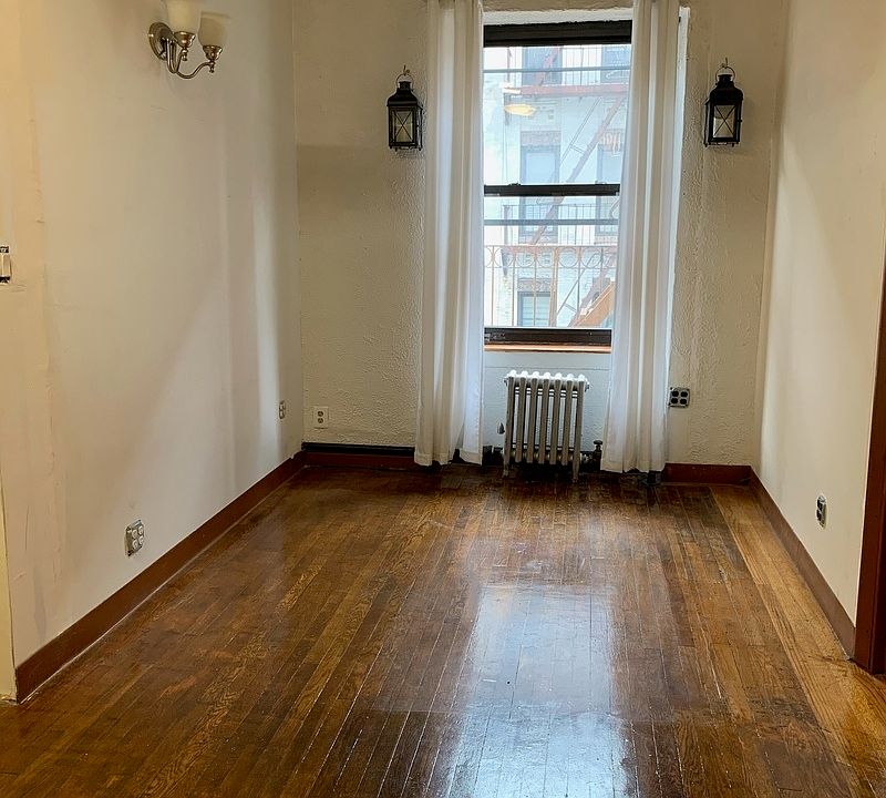 1st image of 216 Thompson St APT 4F