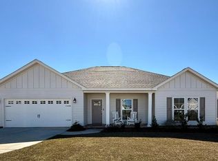 107 Pawnee Dr, Midland City, AL 36350