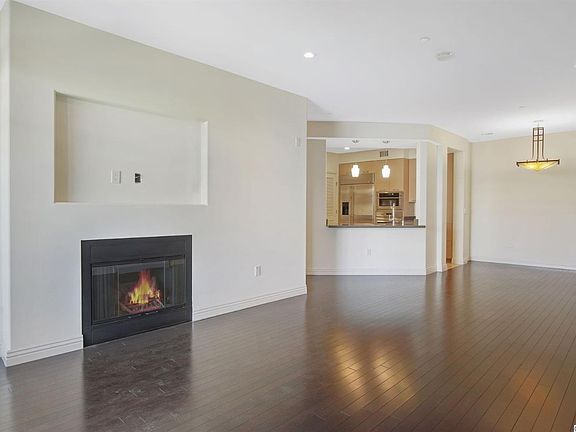 3rd image of 509 Caruso Ave