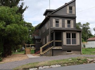 43 Main St, Tremont, PA 17981