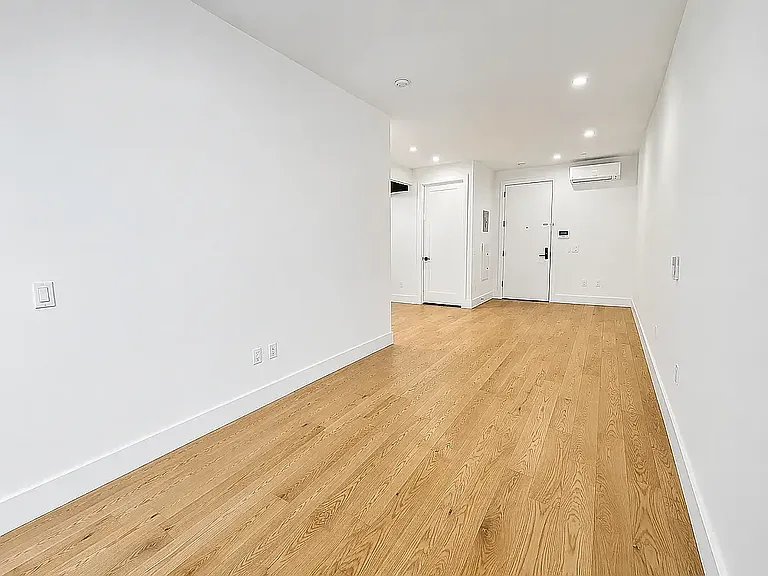 1647 New York Ave #1D — Photo 5