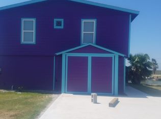 60 Channelview Rd, Rockport, TX 78382