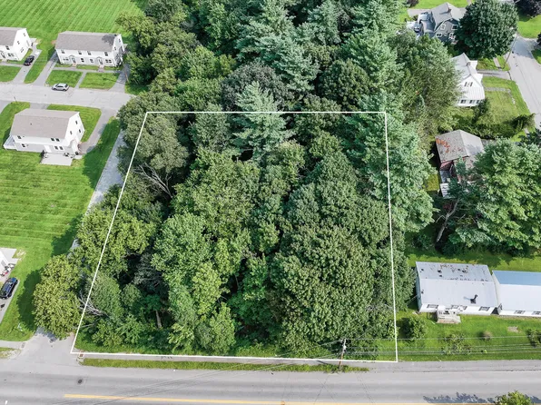 17 Hazelwood Avenue, Waterville, ME 04901