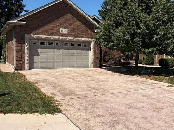 1465 Poisson St, Tecumseh, ON N8N 1T5
