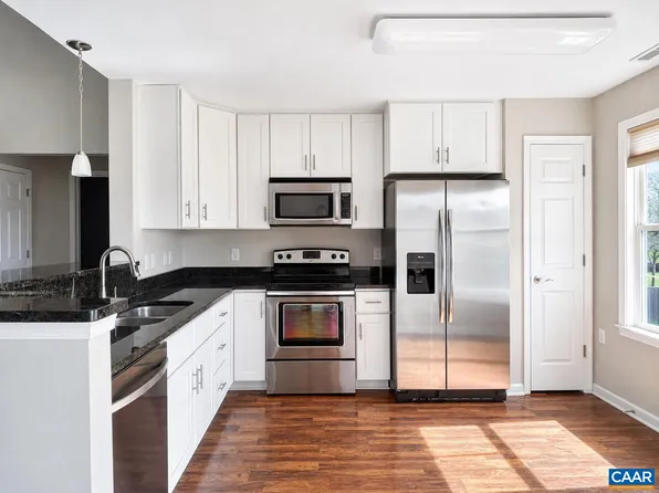 1280 Constitution Ct APT 303, Harrisonburg, VA 22802