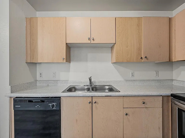 3065 N 67th Ave #148 — Photo 8