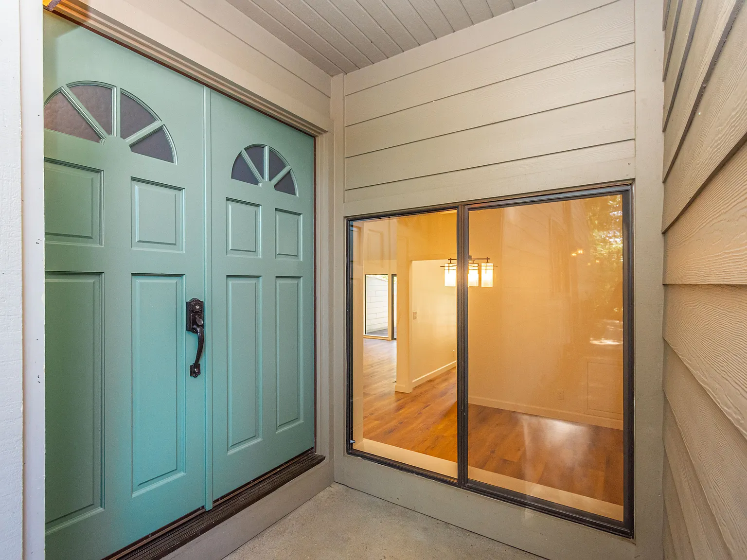 2 bed, 1684 sqft, $3,900 — Photo 4
