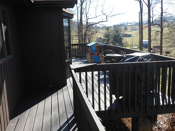 Deck in Rear of house
