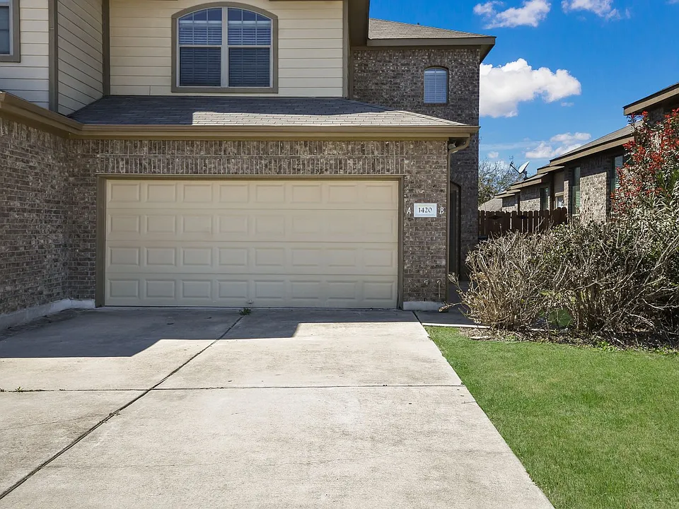 1420B Muirfield Bend Dr