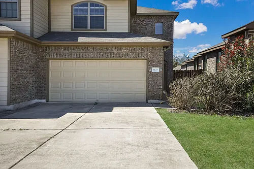 1420B Muirfield Bend Dr Photo 1
