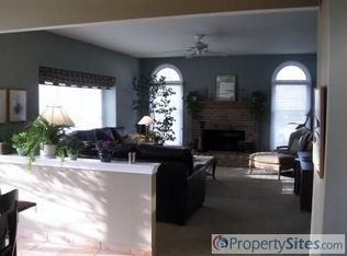 1304 Blossom Ct, Warrington, PA 18976