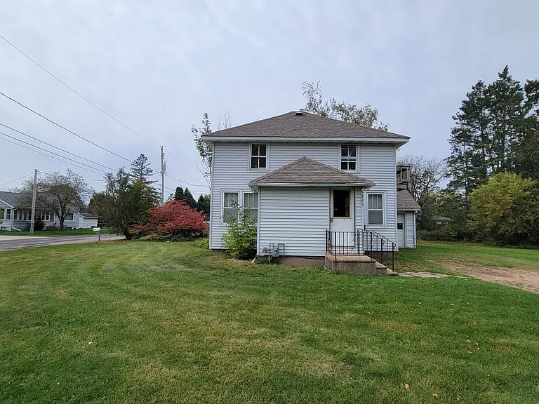 226 Deresch St — Photo 9
