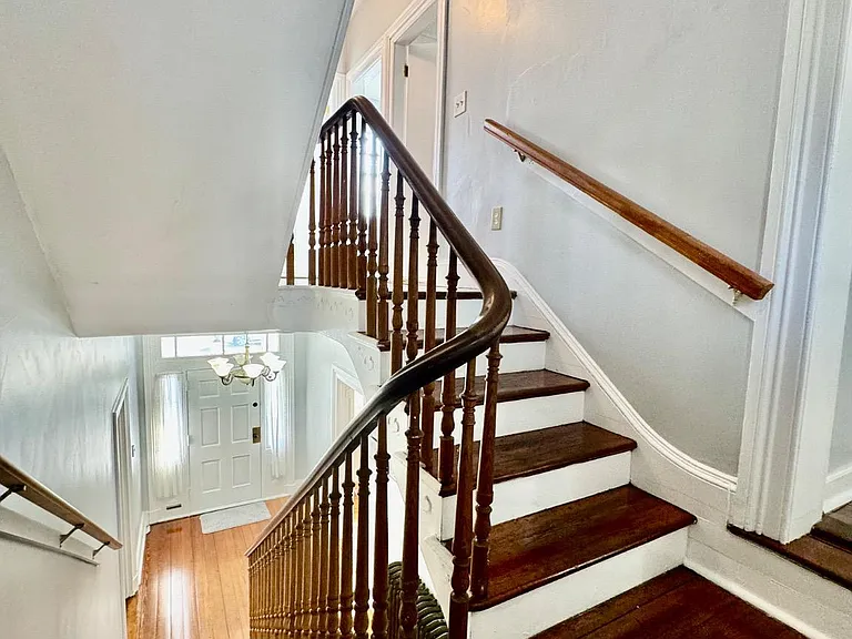 3210 Harford Rd — Photo 29