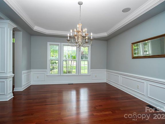 3rd image of 3623 Providence Plantation Ln