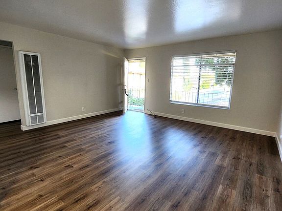 5th image of 515 S Bernardo Ave #3535511