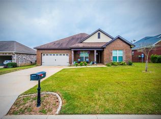 109 Inalaura Ct, Dothan, AL 36301