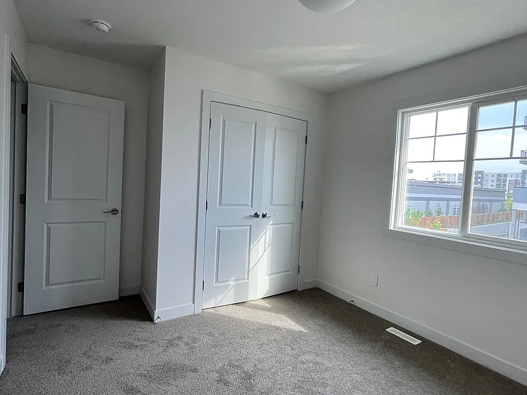 740 Daniels Way SW — Photo 9