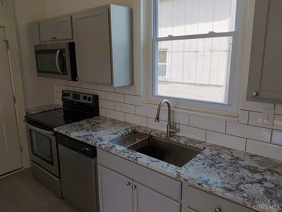 4th image of 15 Bertus St