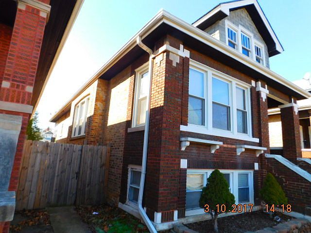 1st image of 1302 S 60th Ct #1