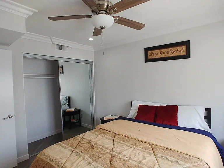 Villa De Adel Apts — Photo 192