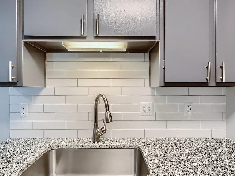 Villas At Waterchase — Photo 33