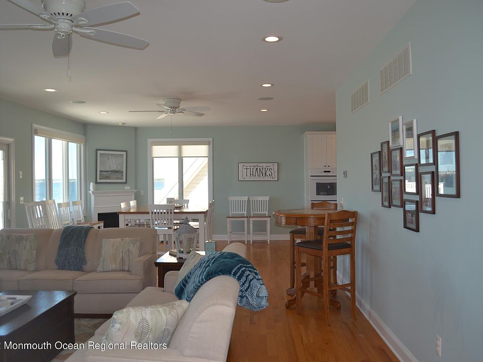 354 Roberts Ave, Seaside Park, NJ 08752 Zillow