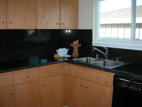 4th image of 6546 Wellesly Pl