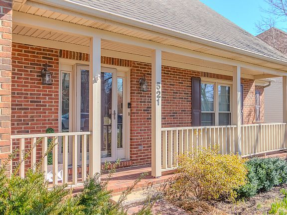 4th image of 521 Ridgewater Ct