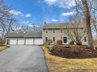 7 village woods Drive, Amherst, NH 03031