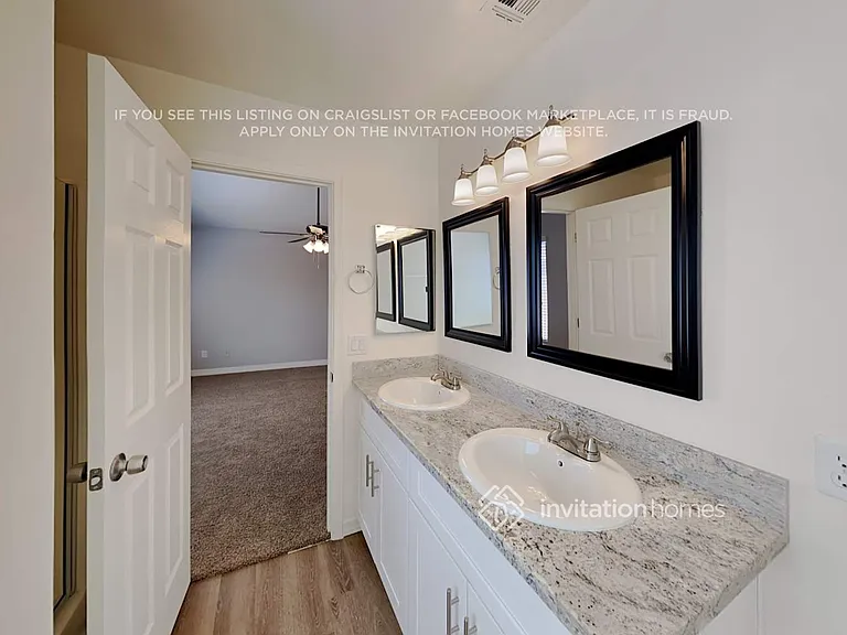 1834 S 106th Ave — Photo 17