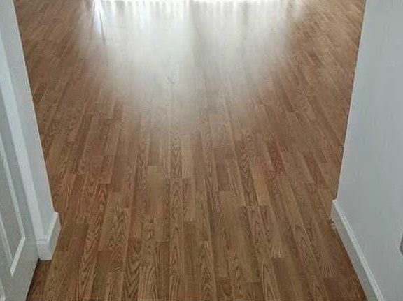 Laminated wood floors