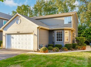 1867 Tamahawk Ln, Naperville, IL 60564