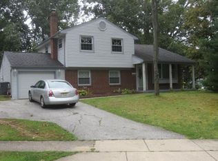 801 Saratoga Ter, Turnersville, NJ 08012