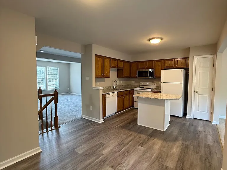 4003 Fountain Bridge Ct — Photo 7