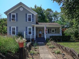 694 Eastlawn St, Geneva, OH 44041