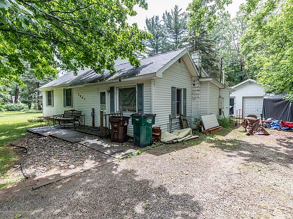 2nd image of 3007 Midwood St