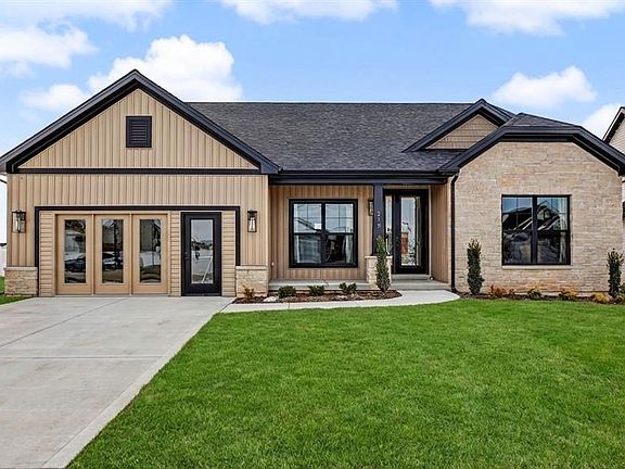 2nd image of 312 Summer Glen Ln
