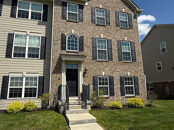 2nd image of 17260 Henslow Dr