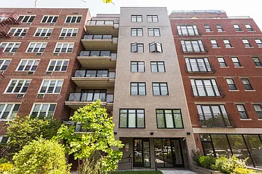 231 Ocean Parkway in Kensington