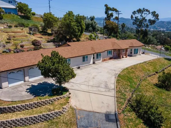 11669 Valle Vista Rd, Lakeside, CA 92040