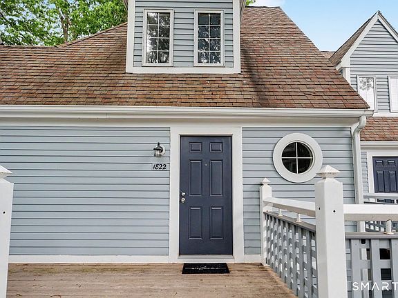 3rd image of 1822 Old Pond Lane #1822
