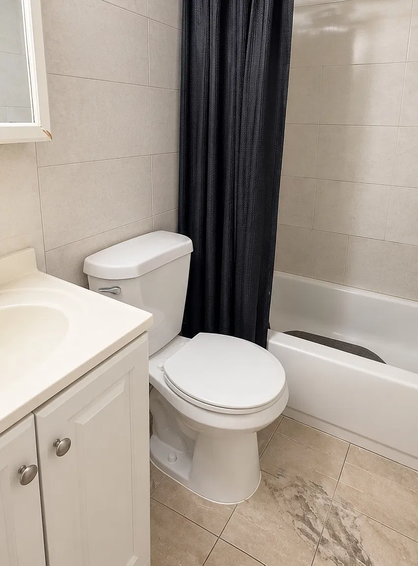 2 bed, 700 sqft, $2,400 — Photo 4