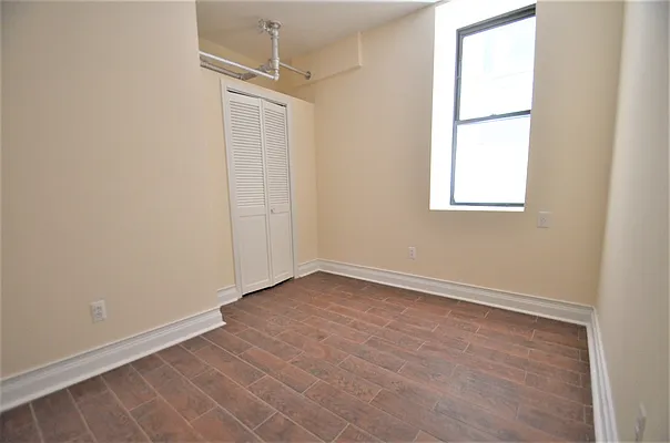 Rented by CITY SKYLINE REALTY INC | media 25