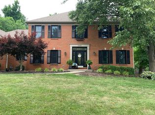 2142 Treetop Ln, Hebron, KY 41048