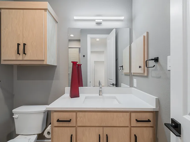 806 Kingswood Ave — Photo 8